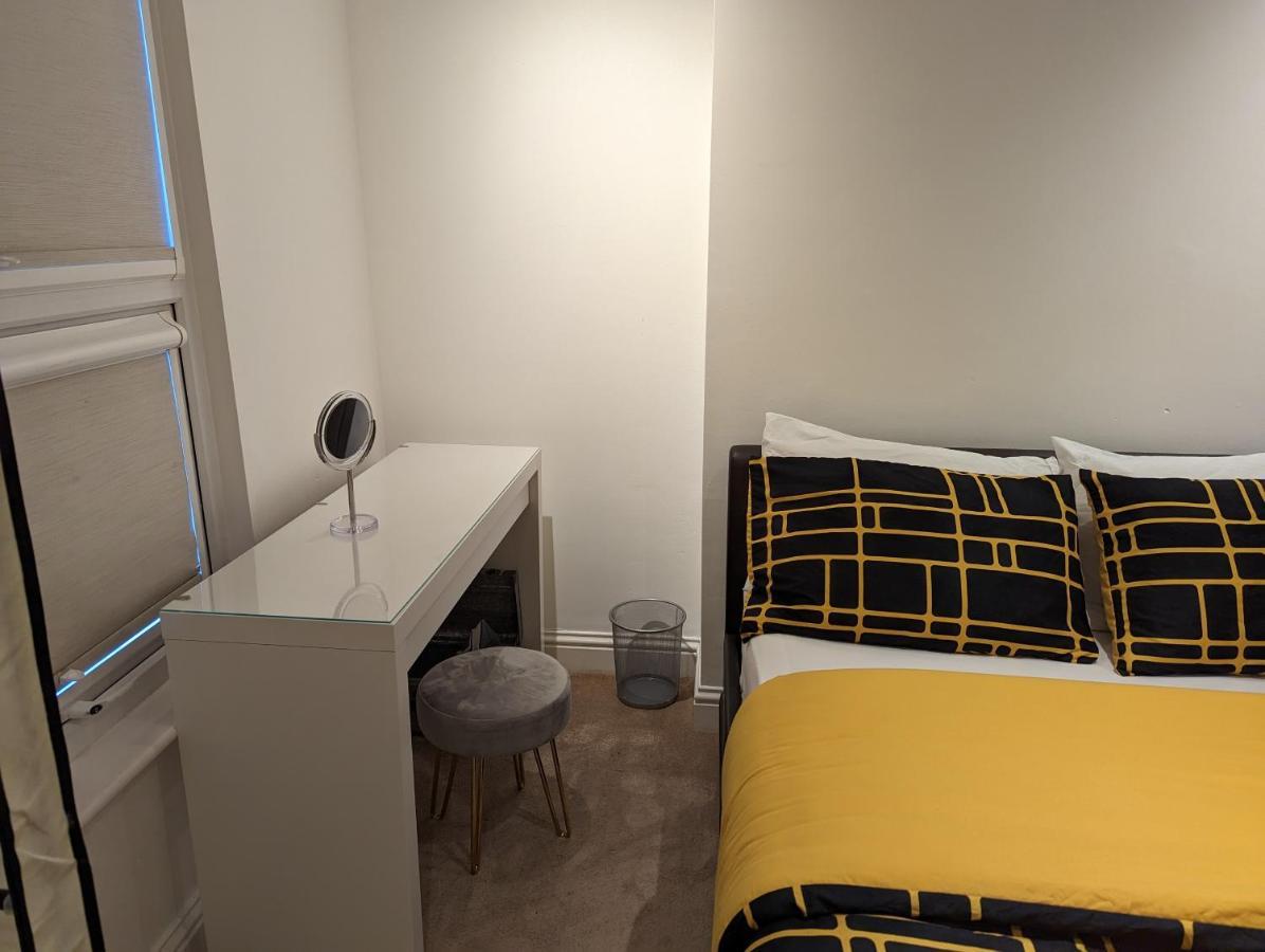 Fully-Equipped Flat In The City Of London Exterior photo